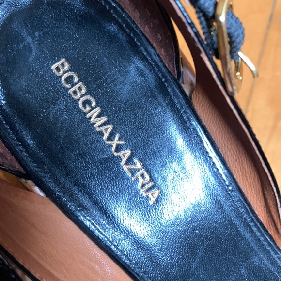 BCBG MaxAzria wedge sandals - Picture 3 of 8